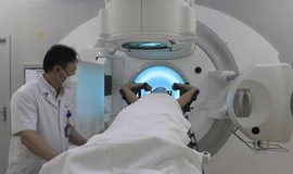 Bộ Y tế yêu cầu Bệnh viện E làm rõ phản ánh 'kẹp tiền vào sổ' để được xạ trị sớm