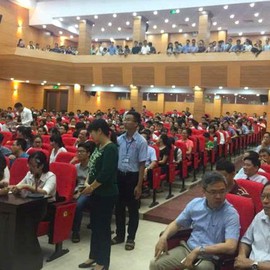 Bác sĩ nội trú - Những lặng lẽ phía sau ánh hào quang