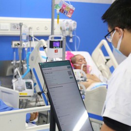 Kỳ 3: Từ thực tiễn ở Pháp và Mỹ, soi chiếu khoảng trống cơ chế cho bác sĩ nội trú Việt Nam