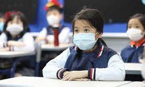 Trường học mở cửa, câu chuyện còn lắm 'e dè'