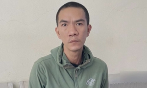 Kẻ đốt tủ quần áo gây cháy chung cư khai gì?