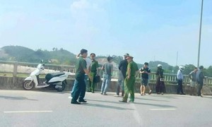 Tìm thấy thi thể người phụ nữ nhảy sông do trầm cảm sau sinh