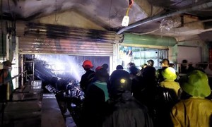 Quảng Bình: Hỏa hoạn xảy ra tại chợ Ba Đồn, 3 quầy hàng cháy rụi