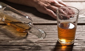 Số người tử vong trong vụ ngộ độc rượu tại Ấn Độ tiếp tục tăng