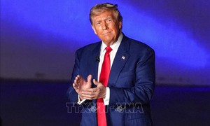 Tổng thống đắc cử Donald Trump đến Washington, chuẩn bị cho lễ nhậm chức