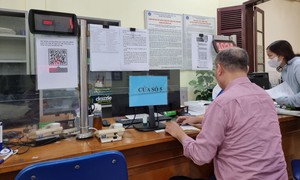 Thủ tục thay đổi hình thức và nơi nhận lương hưu, trợ cấp BHXH hằng tháng người hưởng cần lưu ý