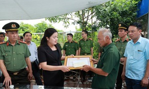 Thái Nguyên: Truy tặng bằng khen cho người tử vong khi cứu 3 cháu nhỏ