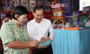 Triển lãm công nghệ và báo chí - xuất bản chào mừng Đại hội Đảng bộ TPHCM lần thứ I