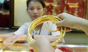 Giá vàng tăng đựng dứng suốt thời gian dài khi nào sẽ giảm?