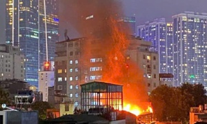 Vụ đốt rác gây cháy lớn ở Hà Nội: Cần chế tài mạnh để răn đe tâm lý 'làm bừa không sao'