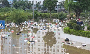 Bão số 12 di chuyển chậm lại do tương tác với không khí lạnh