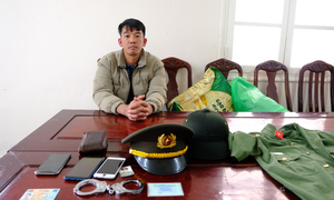 Bắt giữ thanh niên giả danh công an để ‘tạo uy tín’