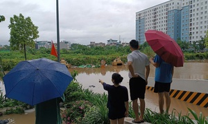 Bắc Bộ và Thanh Hóa mưa dông mạnh do hoàn lưu bão số 11