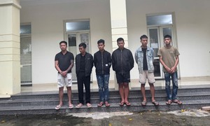 Khởi tố nhóm thanh thiếu niên mang hung khí gây rối