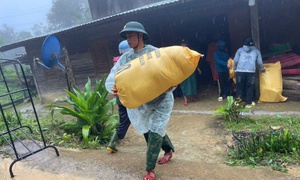 Nguy cơ tái sạt lở, tiếp tục di dời gần 200 người đến nơi an toàn