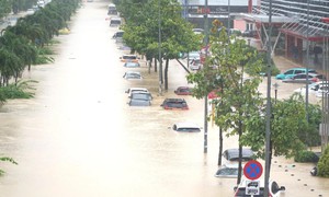 Mưa lớn ở miền Trung vẫn chưa dứt