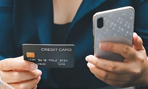 Cô gái ở Hà Nội bị lừa gần 500 triệu đồng khi sập bẫy tuyển dụng nhân viên ngân hàng online