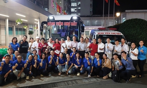 &#39;Chuyến xe Sức khỏe - Thương về miền Trung&#39; l&#234;n đường hỗ trợ Kh&#225;nh H&#242;a sau mưa lũ