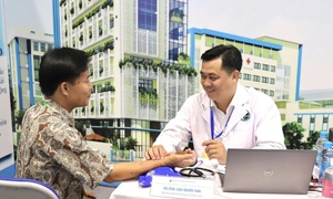 TPHCM x&#226;y dựng cơ sở Y học cổ truyền mạnh, bền vững nhằm cụ thể h&#243;a Nghị quyết 72
