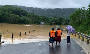 Quảng Trị: Tập trung khắc phục sạt lở, ngập lụt trên các tuyến đường giao thông