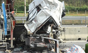 Khởi tố vụ tai nạn trên cao tốc khiến 6 người thương vong