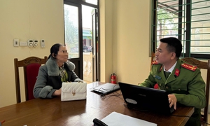 Không thạo 'công nghệ', người phụ nữ được công an cứu khỏi bẫy lừa tinh vi