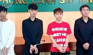 Lộ danh tính 4 kẻ ném chai bia vào đầu khiến người đàn ông tử vong, phẫn nộ lý do gây án