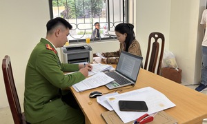 Em gái và anh trai cùng bị bắt vì lừa đảo