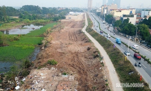 Dải đất ven sông Hồng chờ 'thay áo' thành Công viên Phú Thượng