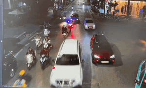 CSGT Hà Nội kích hoạt 'làn sóng xanh', mở đường cứu sản phụ nguy kịch