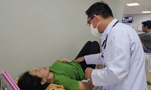 Thông tin mới vụ cả 100 người nghi bị ngộ độc sau khi ăn bánh mì ở  TPHCM