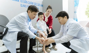 H&#224;nh tr&#236;nh 15 năm &#39;thắp&#39; lại hy vọng cho h&#224;ng ngh&#236;n bệnh nh&#226;n dị tật