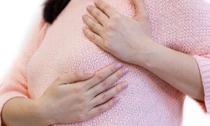 Tắc tia sữa c&#243; mủ nguy hiểm như thế n&#224;o v&#224; c&#225;ch xử l&#253; an to&#224;n