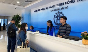 Hà Nội có thể cách chức cán bộ chậm giải quyết thủ tục hành chính cho người dân