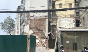 Cận cảnh rào chắn, giải phóng mặt bằng dự án đường Vành đai 1