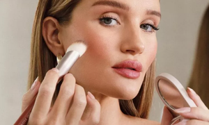 Cách giữ lớp trang điểm lâu trôi trong thời tiết nắng nóng