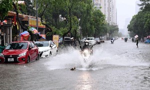 Miền Bắc mưa dông trở lại, đề phòng thời tiết nguy hiểm