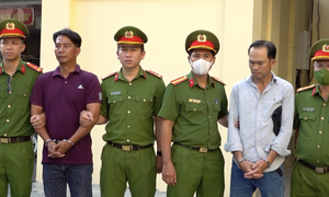 Bắt giam, khởi tố thêm 34 đối tượng trong đường dây buôn lậu xăng dầu