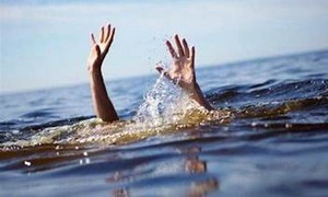 Đôi nam nữ đuối nước tử vong khi tắm biển