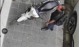 Chỉ 3 giây phá khóa xe máy 'siêu trộm' vẫn không thoát