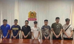 Bắt giữ 7 đối tượng mặc đồ đen đi đập phá quán phở
