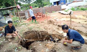 Tuyên Quang xuất hiện hố 'tử thần' có đường kính gần 3m