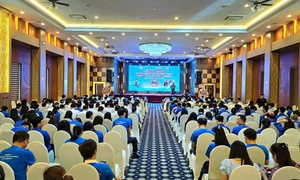 'Vạch trần sự hấp dẫn giả tạo'