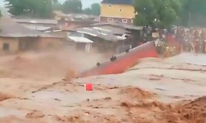 Ít nhất 117 người đã tử vong do lũ lụt tại Nigeria