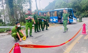 Bắt tạm giam lái xe trong vụ tai nạn khiến 4 người tử vong ở Tam Đảo