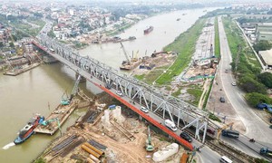 Loạt dự án giao thông từ Bắc vào Nam đồng loạt 'kẹt' tiến độ: Vướng mắc ở đâu?