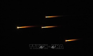 Iran tiến hành đợt phóng tên lửa thứ 5 nhằm vào Israel