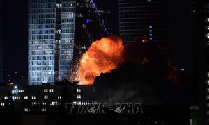 Israel và Iran tiếp tục các cuộc không kích lẫn nhau