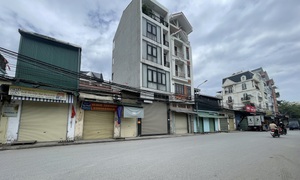 Hà Nội: Thủ phủ bánh kẹo La Phù 'cửa đóng then cài'