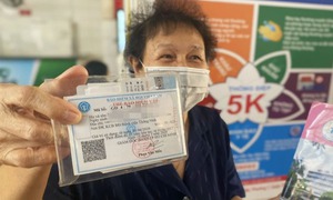 Tin vui cho hàng triệu người không có lương hưu được cấp thẻ BHYT miễn phí
